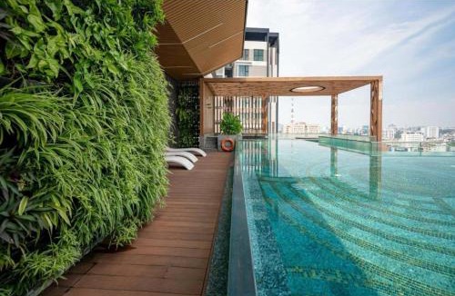 District 1 Apartment | Dream Stay Infinity Pool, Cozy 2BR Distric 1