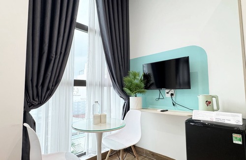Binh Tan Apartment | DreamHome - Sunset