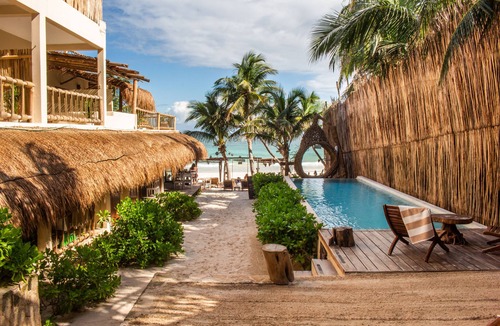 Zona Hotelera Hotel | Dune Boutique Hotel located at the party zone
