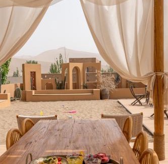 Mingsha Mountain and Crescent Spring Hotel | Dunhuang·Boman Oasis Resort