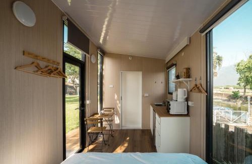 Kaohsiung House | East Village Inn1 by Tiny Away