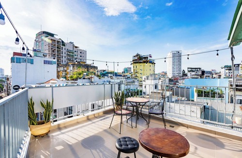 Downtown Ho Chi Minh City Apartment | Ekomo Home 102 - Central Saigon
