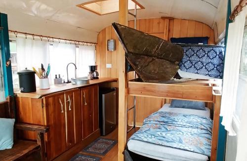 Pasajcap House | El Destino - Rooftop Converted Chicken Bus