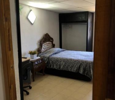 De La Presa House | El Hogar de Carmelita