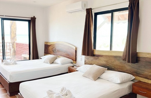 Rio Lagartos Hotel | El Perico Marinero