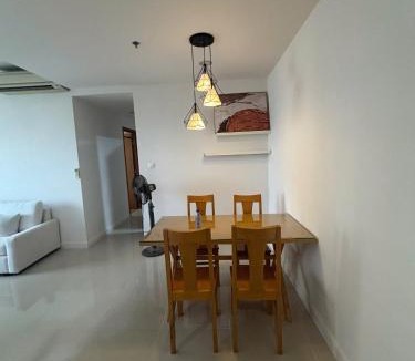 District 7 Apartment | Elegant 2BR - Sunrise City - Pool, Gym & City View