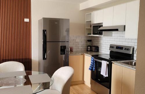 Zona 17 Apartment | Elegante apartamento cerca de Embajada de los EEUU y Cayala