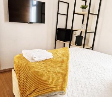 Zona 7 Apartment | Elegante y Encantadora cerca Miraflores y Tikal Futura H12