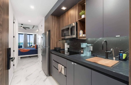 Centro Apartment | Encantame Soleil studio lock off sleeps 4