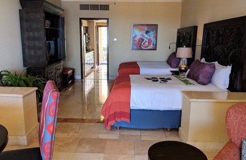 Paraiso Escondido Resort | End of Summer Get Away Dates Available!