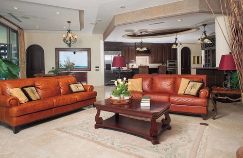 Sandy Beach Condo | End Unit Penthouse at Esmeralda Private Jacuzzi