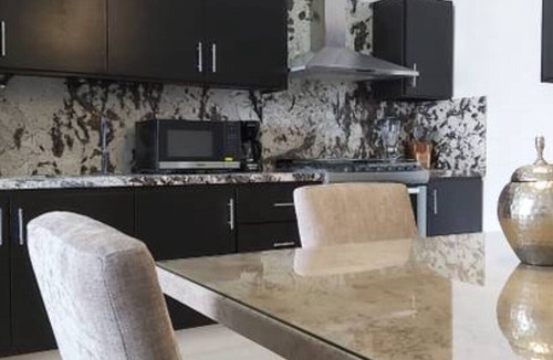 Libertad House | Endless,upscale four bedroom.