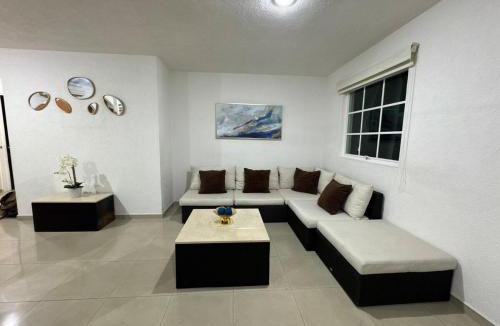 Puerto Marques Apartment | Enjoy an elegant stay in Acapulco
