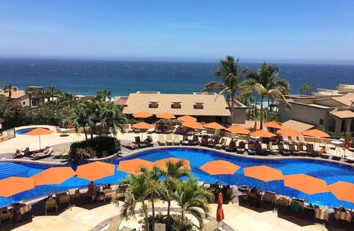 Paraiso Escondido Hotel | Enjoy the Paradise! The Best! We offer 15% discount on the Golf Course!