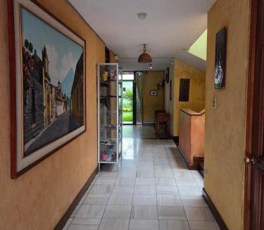 Zona 13 Bed & Breakfast | Enjoy your rest in the heart of Guatemala!