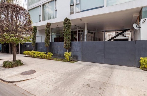 Roma Sur Apartment | Escápate a un dúplex exclusivo con vino y terraza