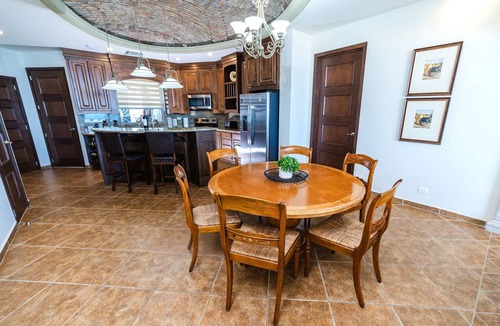 Puerto Penasco Condo | Esmeralda Beach Resort 3 Bedrooms Condo B 1101