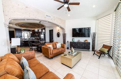 Sandy Beach Condo | Esmeralda Beach Resort 3 Bedrooms Condo B 1202