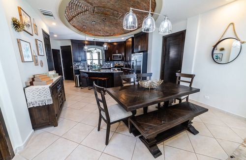 Sandy Beach Condo | Esmeralda Beach Resort 3 Bedrooms Condo B 1202