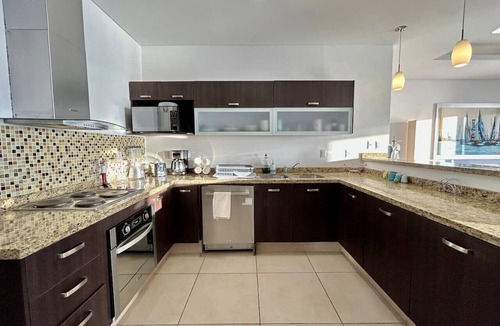 Mazatlan Apartment | espectacular vista/mar/pie de playa by PartnerHost