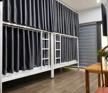 Cat Ba Hostel | Euphoria Cat Ba Homestay