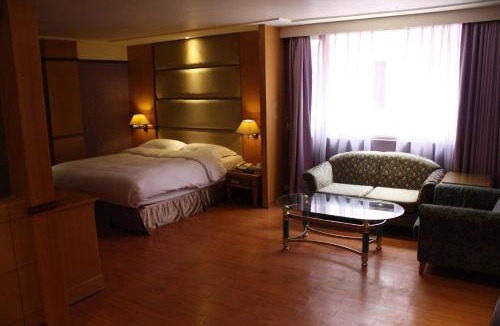 Xinying Hotel | European Castle歐堡商務汽車旅館有限公司