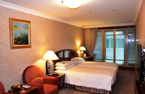 Zhongshan Hotel | Evergreen Laurel Hotel Taipei