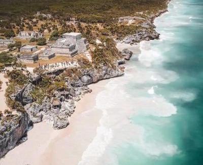 Tulum House | EXCLUSIVE BUILDING INFINITY POOL AND GYM RESTAURANTS AND BAR DISTRICT NEARBy