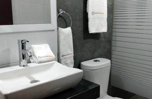 Malecon Hotel | EXECUTIROOMS Veracruz