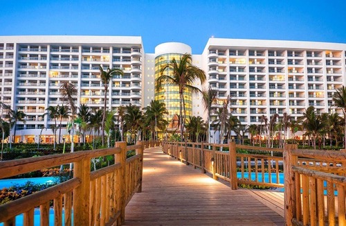 Playa Diamante Resort | Experience Vidanta Private Resort - Grand Mayan 2 Bedroom/2 Bath & Den Suite