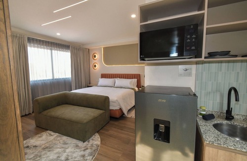 Zona Expo Hotel | Expo Satélite 2750 Hotel & Suites