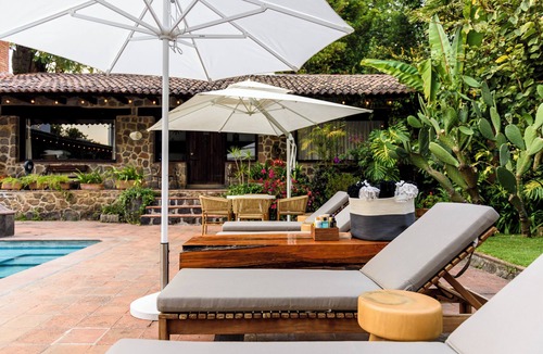 Santa Maria Pipioltepec House | Exquisite luxury country estate nestled in the mountains of Valle de Bravo