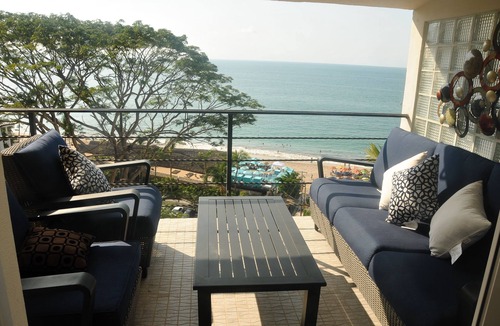 Romantic Zone Condo | EXTRAORDINARY, 3 BR PENTHOUSE, OCEAN FRONT , Largest in PV