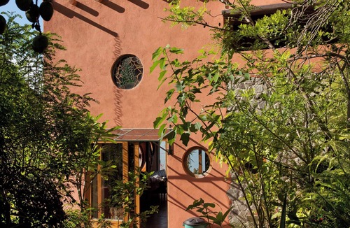Jaibalito House | Fabulous 3-bedroom house in enchanting Jaibalito by the lake