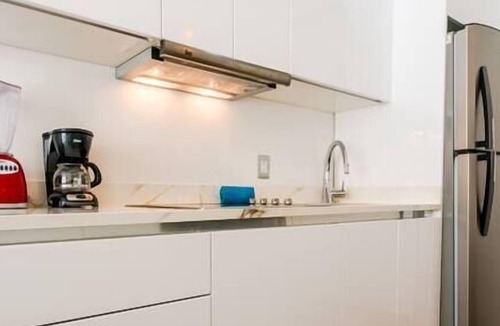 Luis Donaldo Colosio Condo | Fabulous Rooftop Pool, Pets OK, 1/2 Block to 5th!
