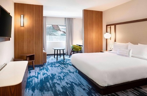Zona Rio Hotel | Fairfield Inn & Suites by Marriott Tijuana