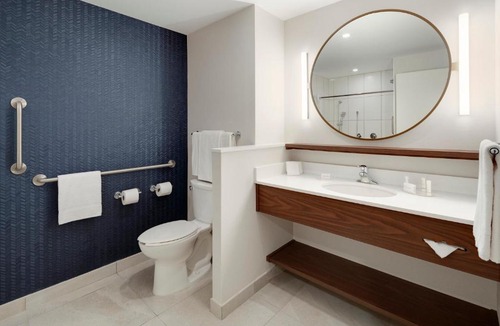 Zona Rio Hotel | Fairfield Inn & Suites by Marriott Tijuana