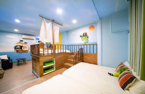 West Central District Bed & Breakfast | Fairytale House