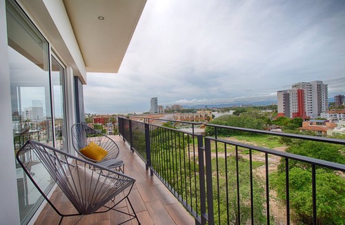 North Hotel Zone Condo | Family-Friendly 1BR + Flex | Pool, Gym, Parking