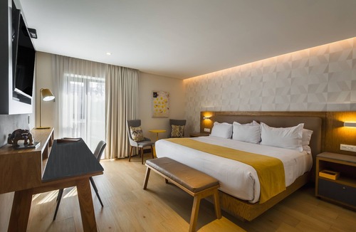 Financial District Hotel | FCH PROVIDENCIA - Consulado