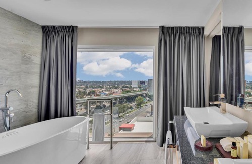 Tlalnepantla de Baz Hotel | Fiesta Americana Ciudad de México Satélite