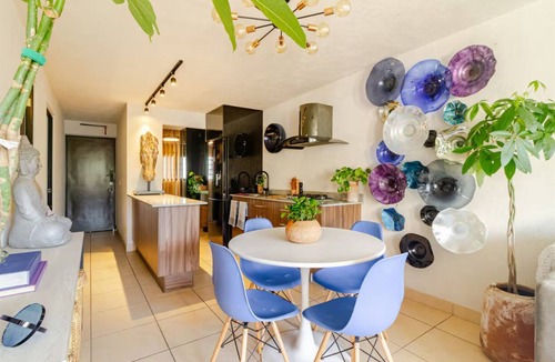 Guadalajara House | FIFA Akron Café & Feng Shui Design