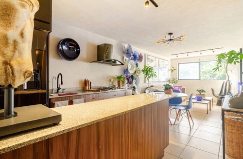 Guadalajara House | FIFA Akron Café & Feng Shui Design