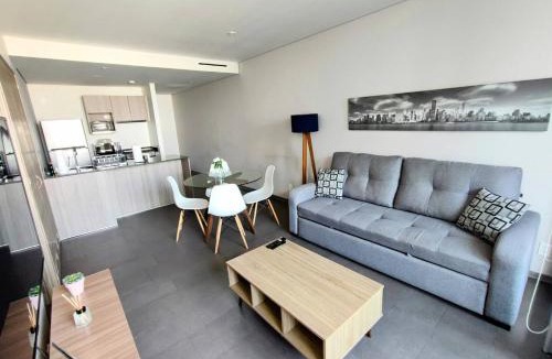 Los Morales Apartment | FIFA World Cup Luxurious Apt, HS WiFi, city views