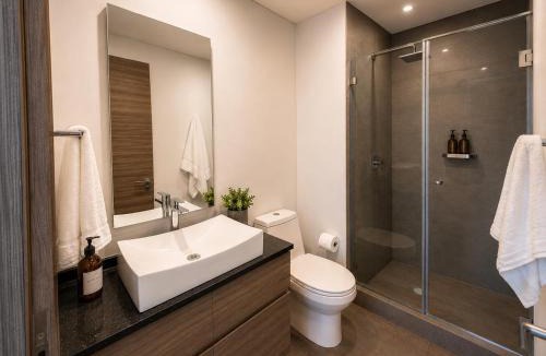 Granada Apartment | FIFA World Cup Ready Polanco PH Panoramic Views