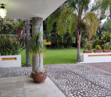 Atlixco House | Finca el Nogal - Casa Entera Familiar Moderna con Amplio Jardín Atlixco puebla