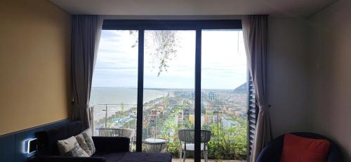 Hoang Hoa Apartment | Flamingo Ibiza Hải Tiến - Căn Hộ View Biển - IB1017