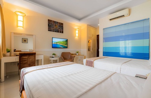 District 5 Hotel | Fortune 1127 Central Hotel
