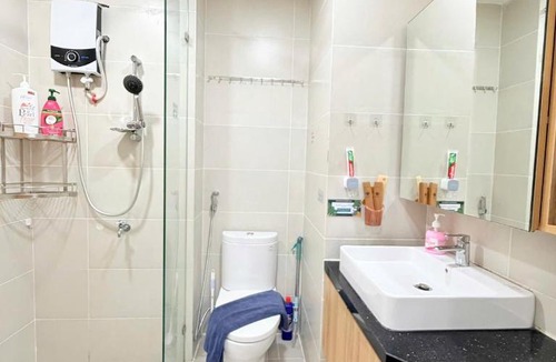 Hang Xanh Apartment | Fox Living Nguyen Huu Canh