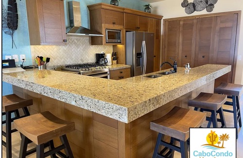 Cabo San Lucas Condo | FREE DinnerCruise & Rate Discount! Lux 3BR CornerUnit Balcny, OceanView,7Resorts